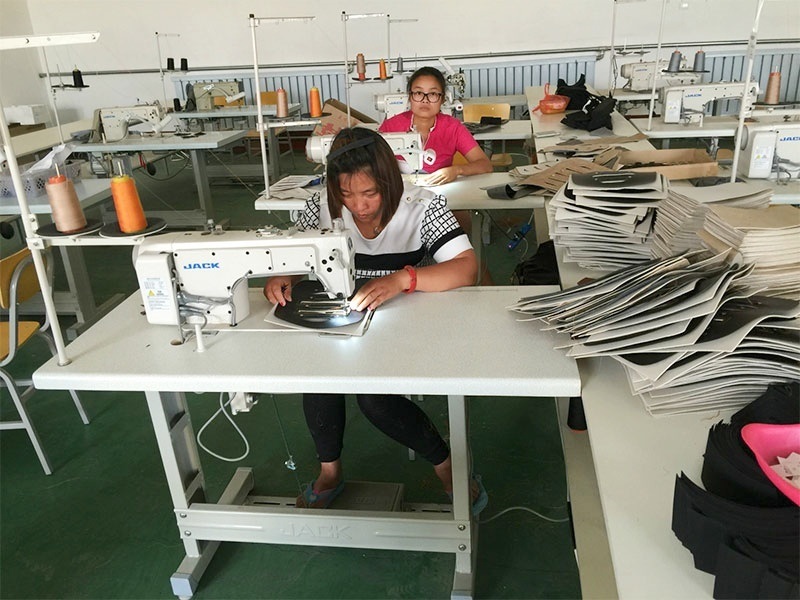 Hebei Zhaoyang Medical Instrument Co., Ltd. linha de produção do fabricante